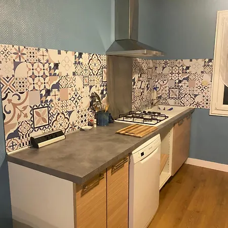La Maison D'en Face *