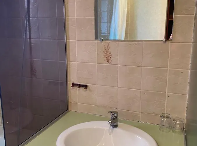 La Maison D'en Face 度假居 *