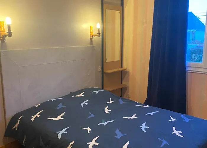 La Maison D'en Face 度假居 *